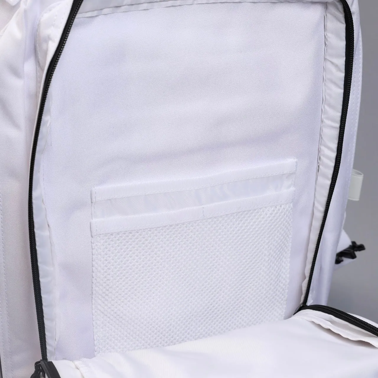 35L Backpack Polar White