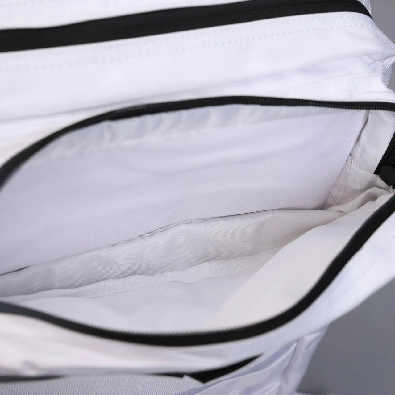 35L Backpack Polar White