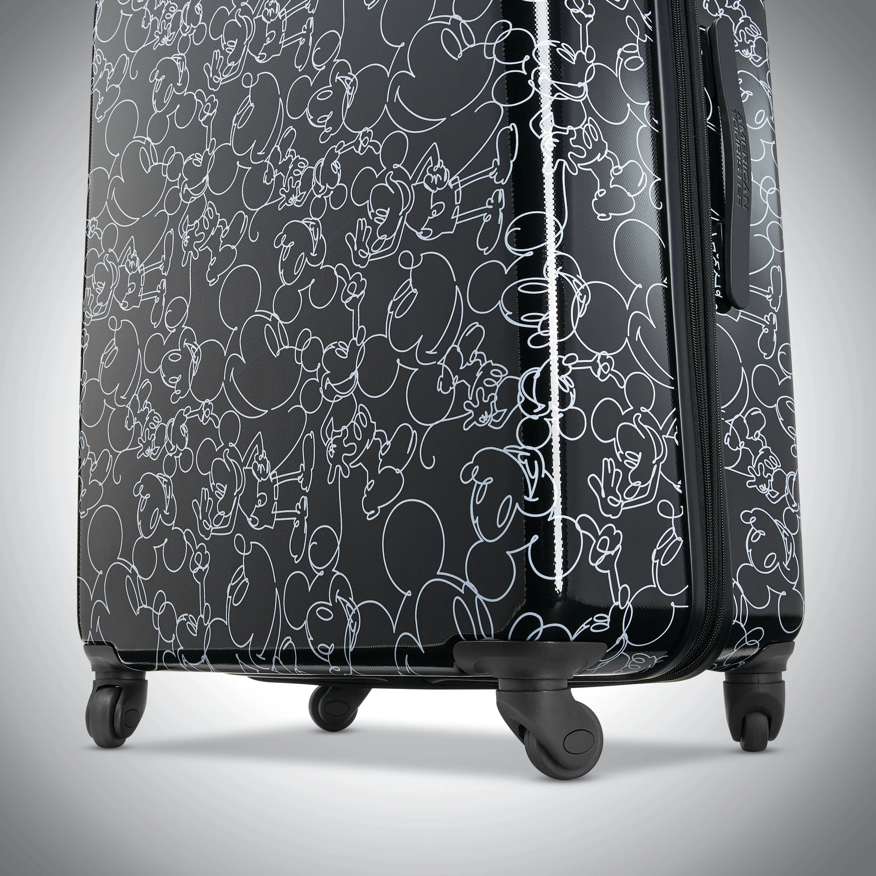 American Tourister Disney 21" Hardside Spinner