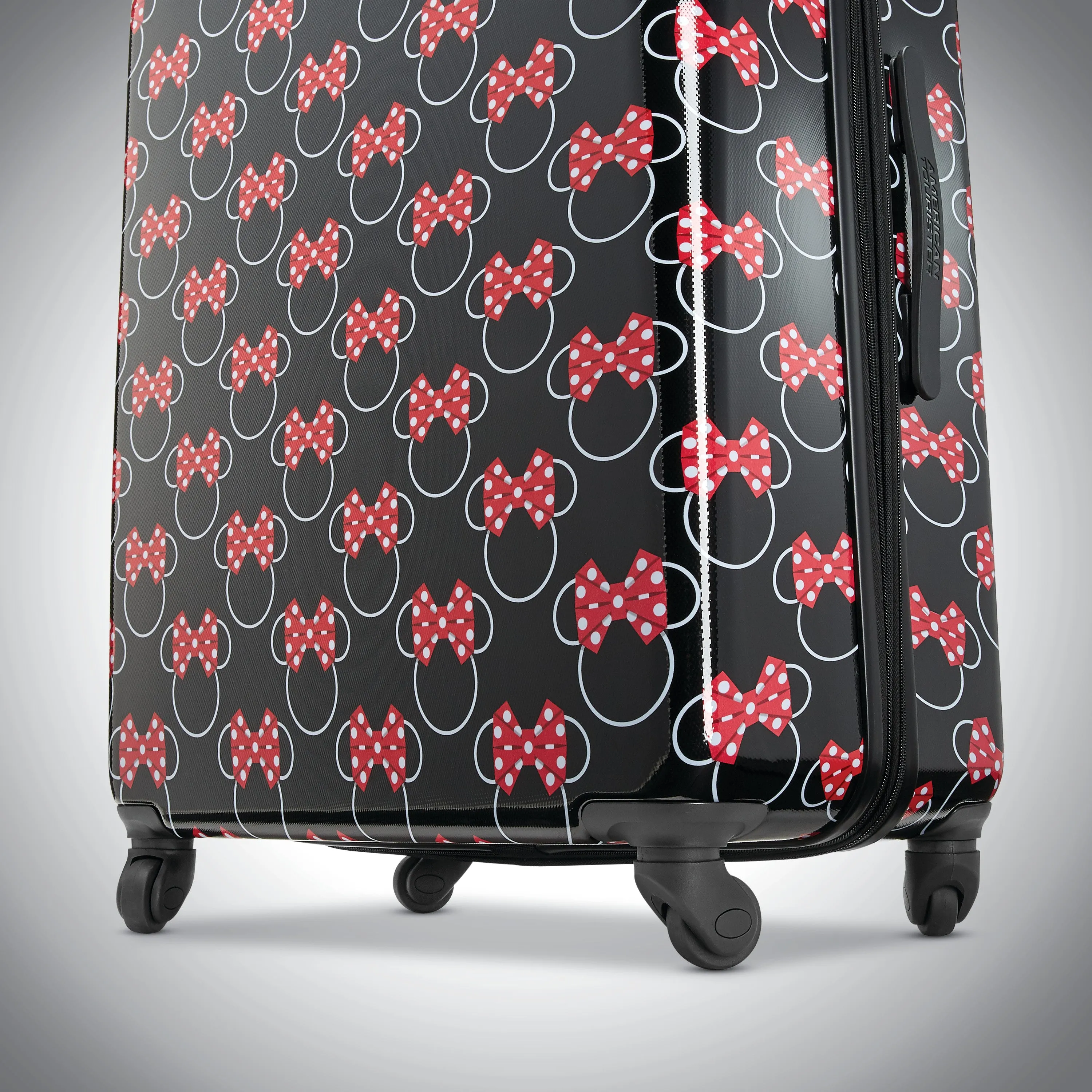 American Tourister Disney 21" Hardside Spinner