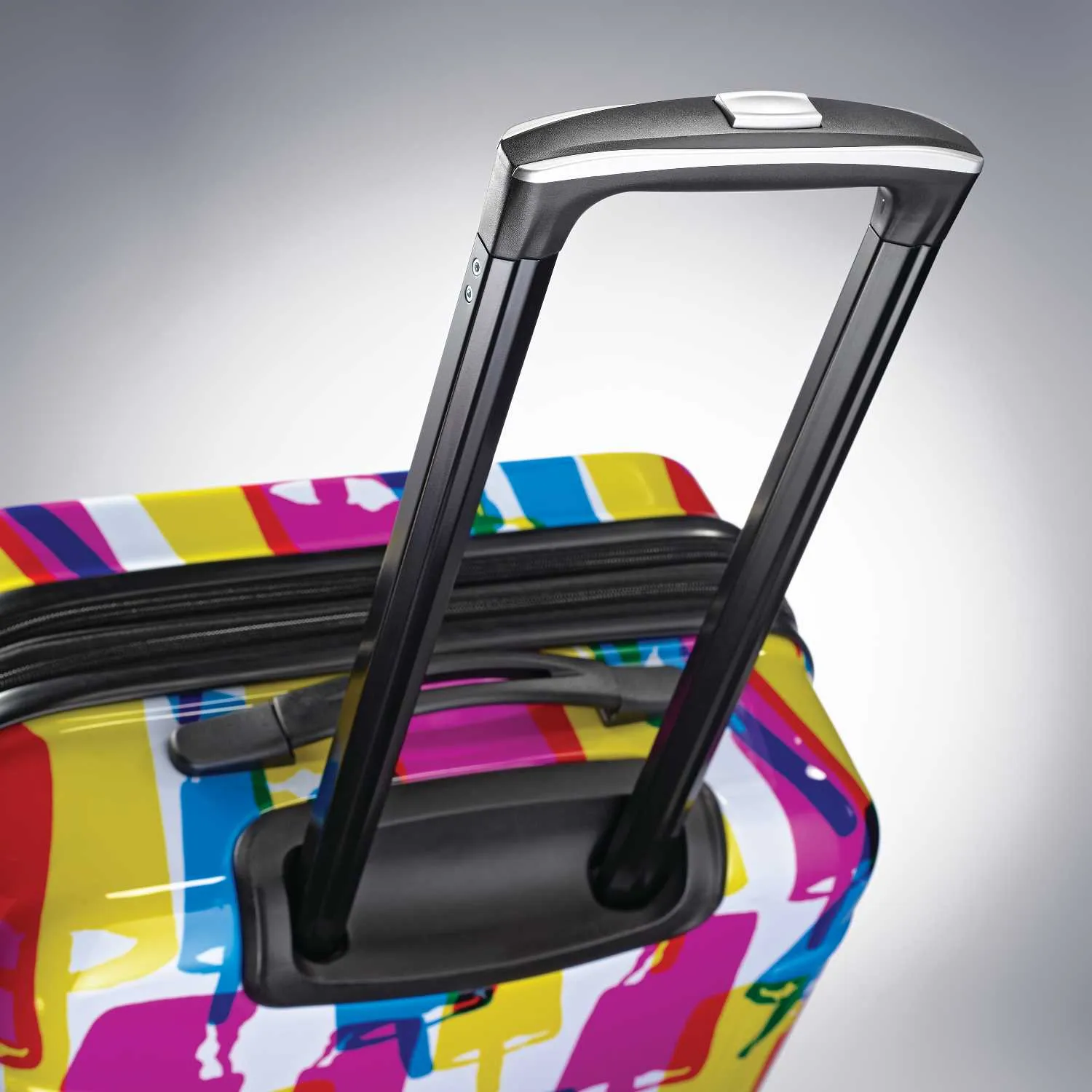 American Tourister Moonlight 28" 4-Wheel Large Luggage
