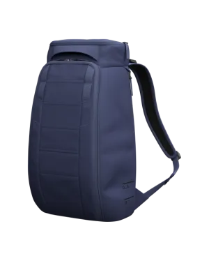 D_b_ Hugger Backpack 25L