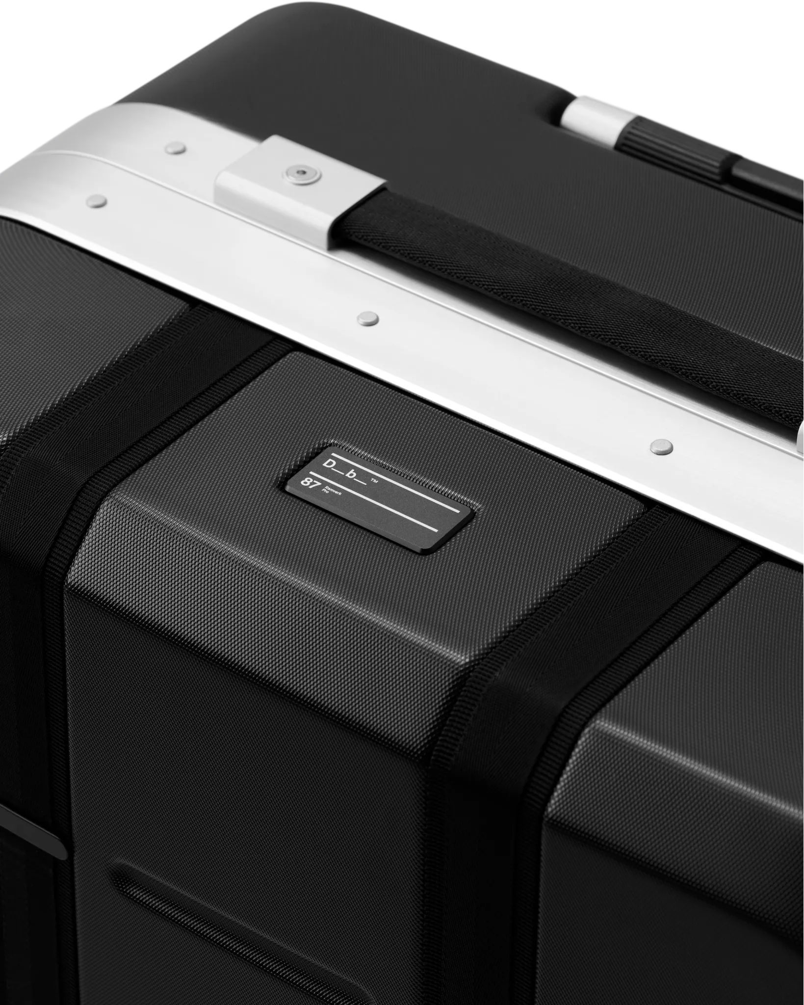 D_b_ Ramverk Pro Large Check In Spinner Luggage