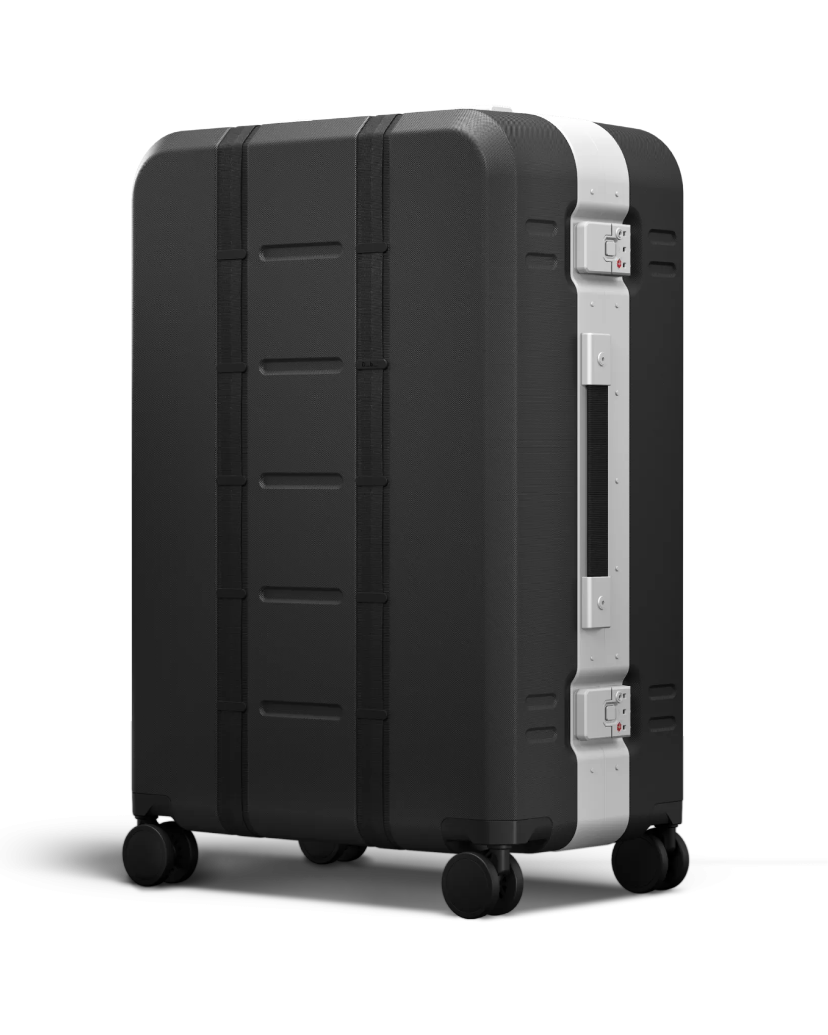 D_b_ Ramverk Pro Large Check In Spinner Luggage