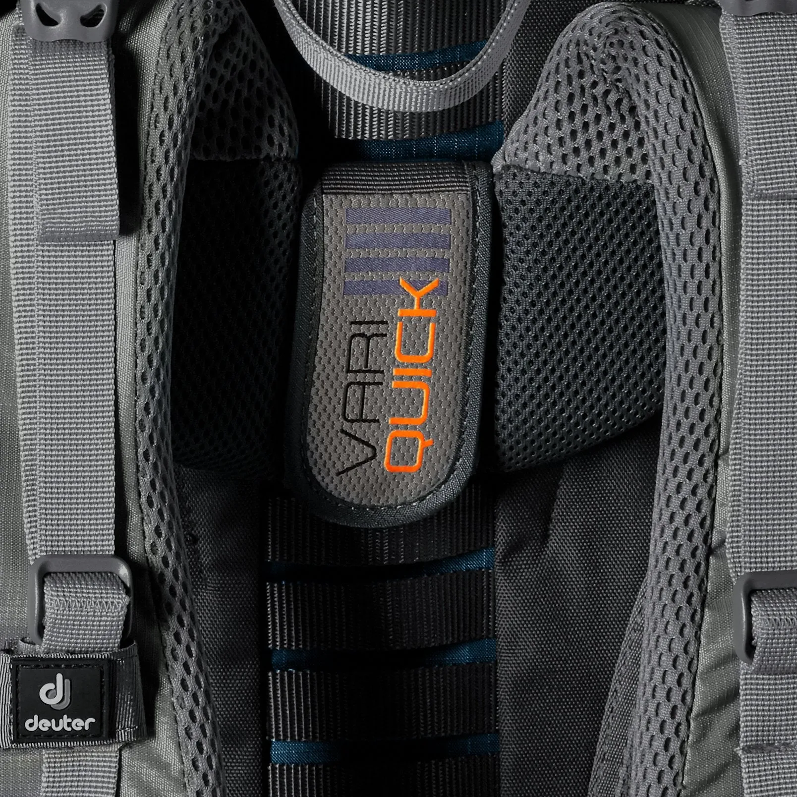 Deuter ACT Lite 65 10 Hiking Backpack
