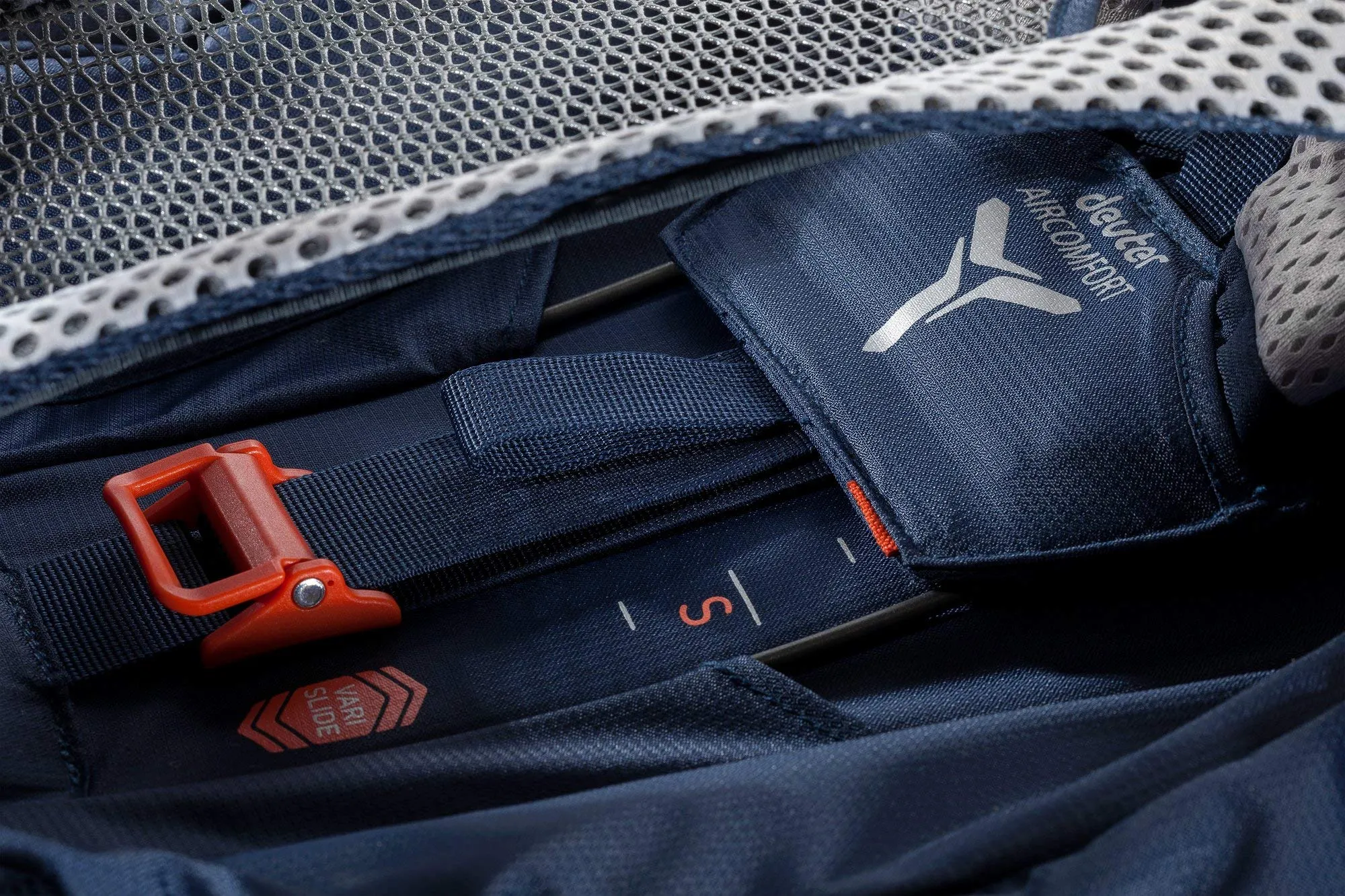 Deuter Futura Vario Hiking Backpacks