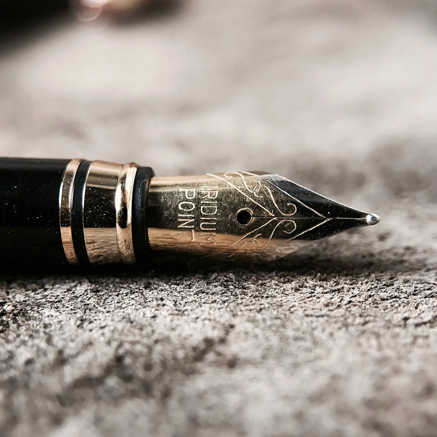 Hand-Turned Rose Wood Fountain Pen   Personalized Pen Sleeve