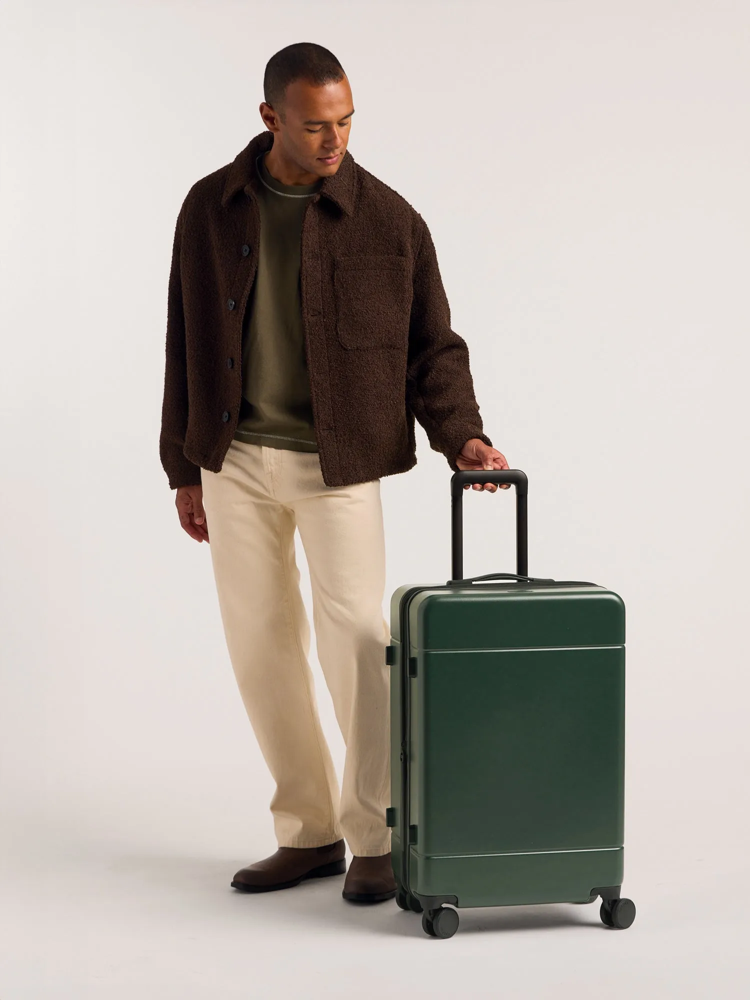 Hue Medium Luggage