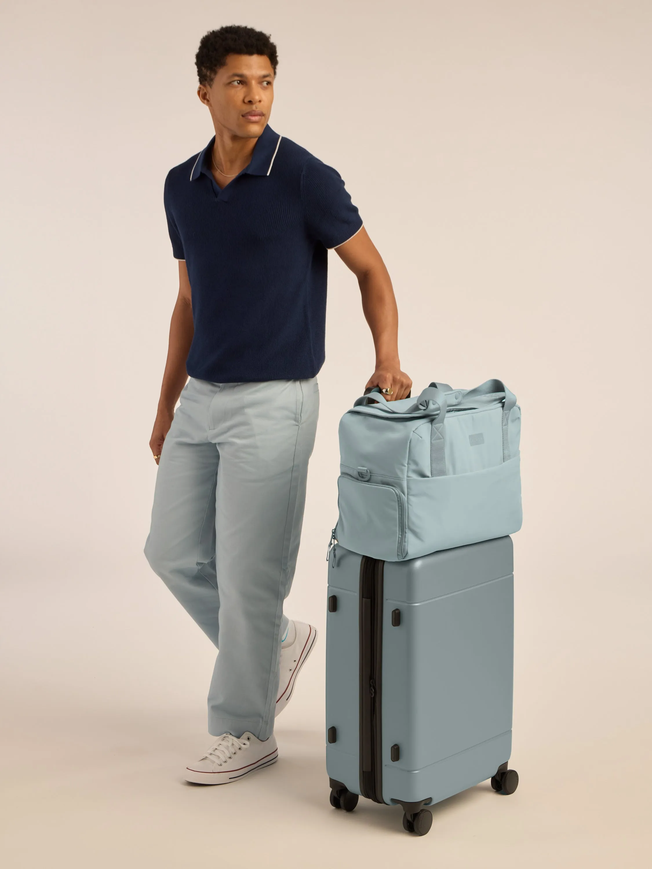 Hue Medium Luggage