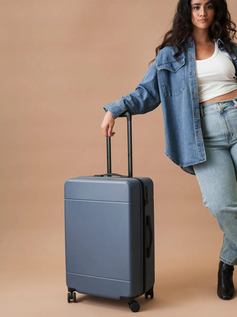 Hue Medium Luggage