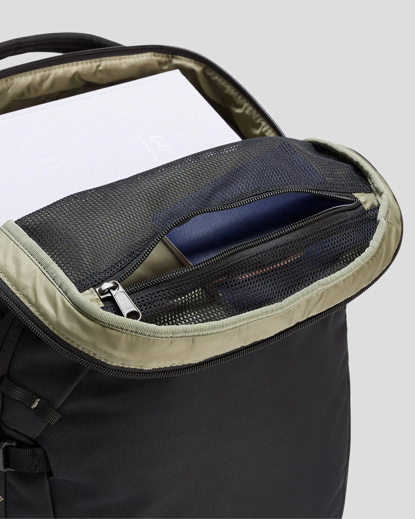 Litehaul Carry On v3 - 38L - Black Stingray