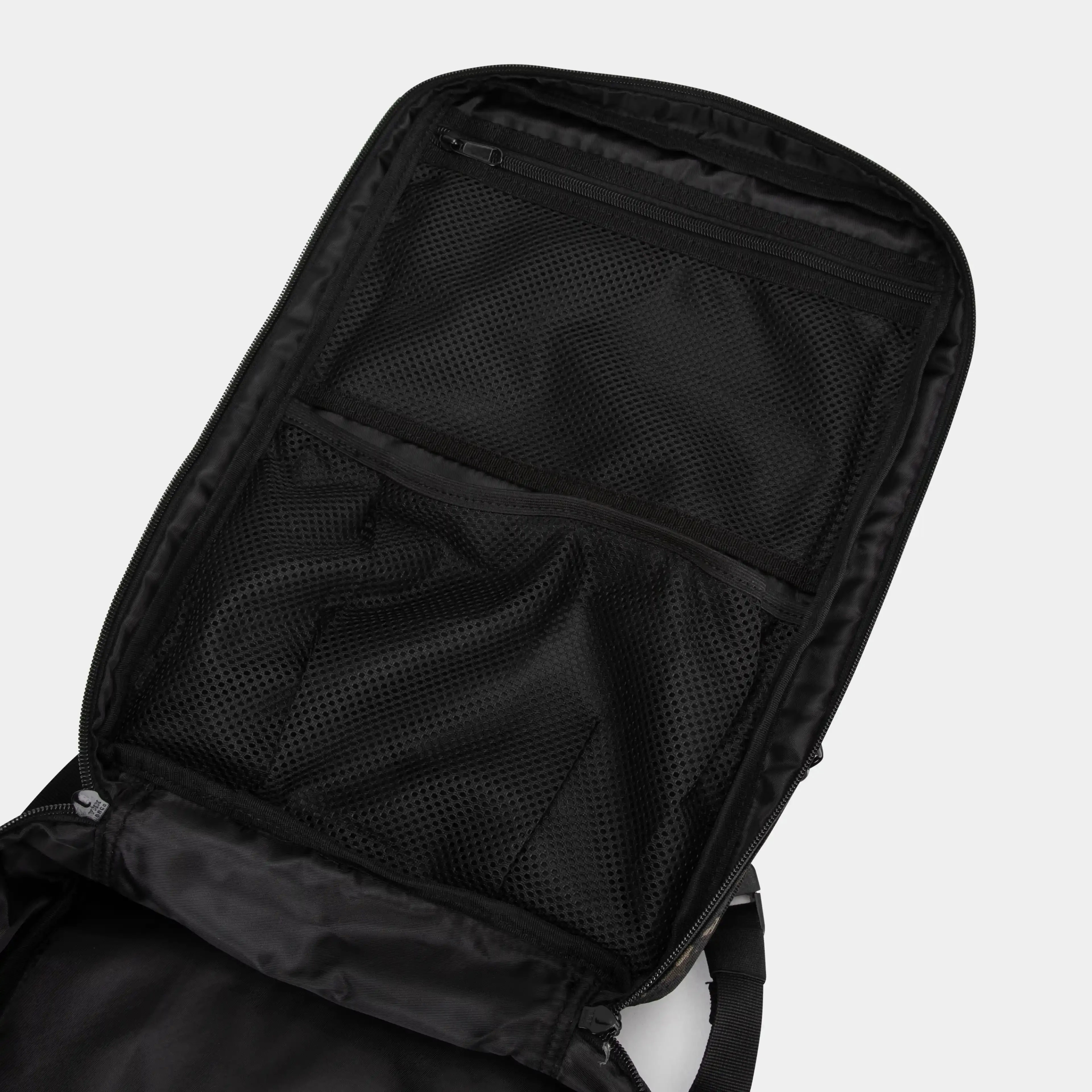 Medium Black Camo 25L Gym Backpack