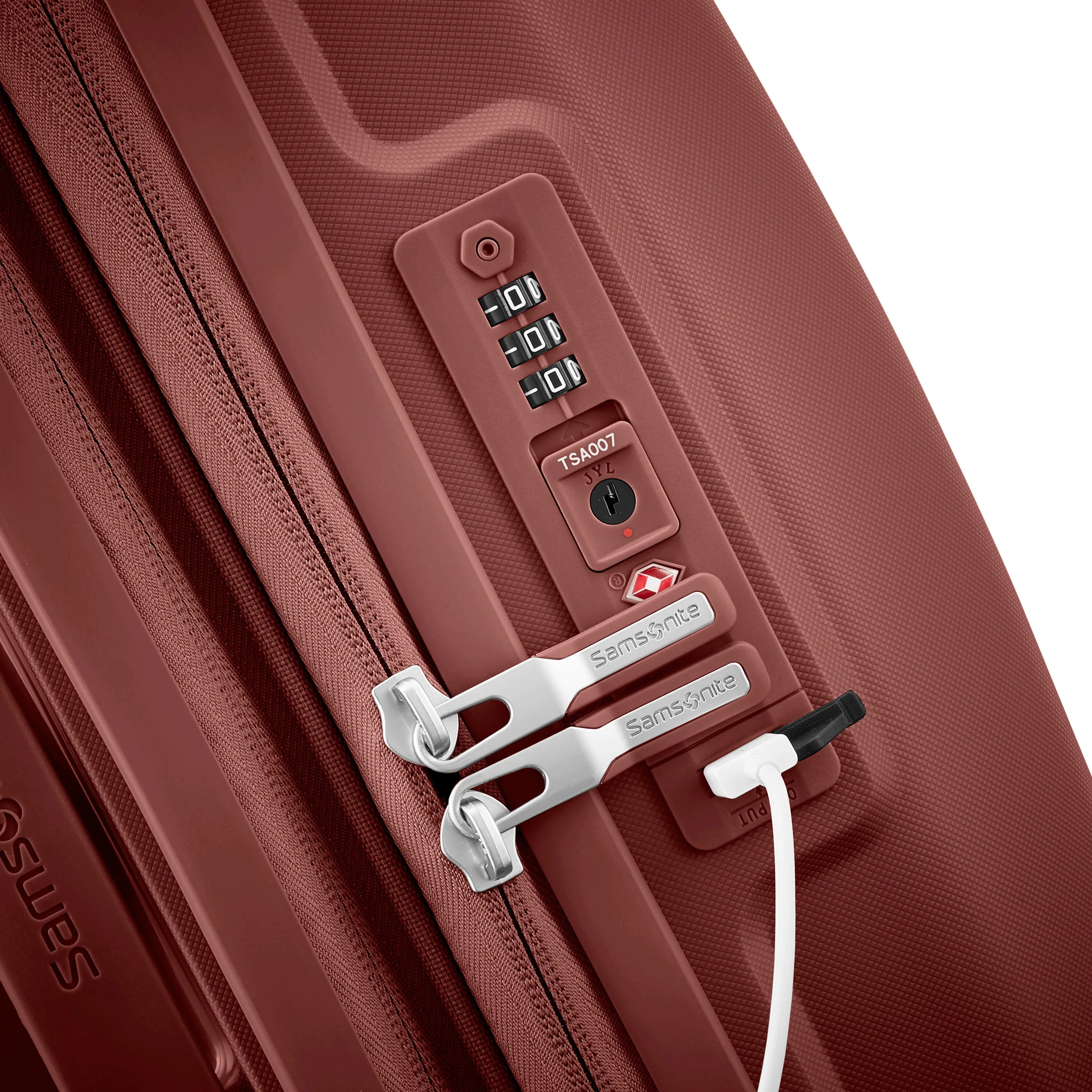 Outline Pro Carry-On Spinner 21"