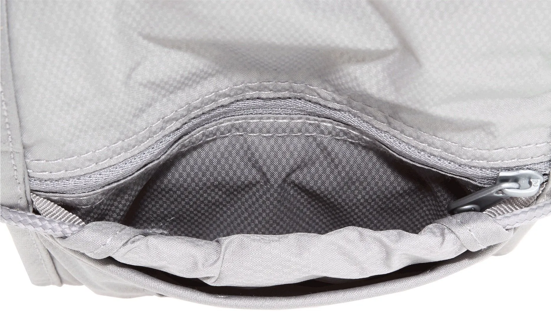 Pacsafe Coversafe 75 Neck Pouch with Slashproof Chain