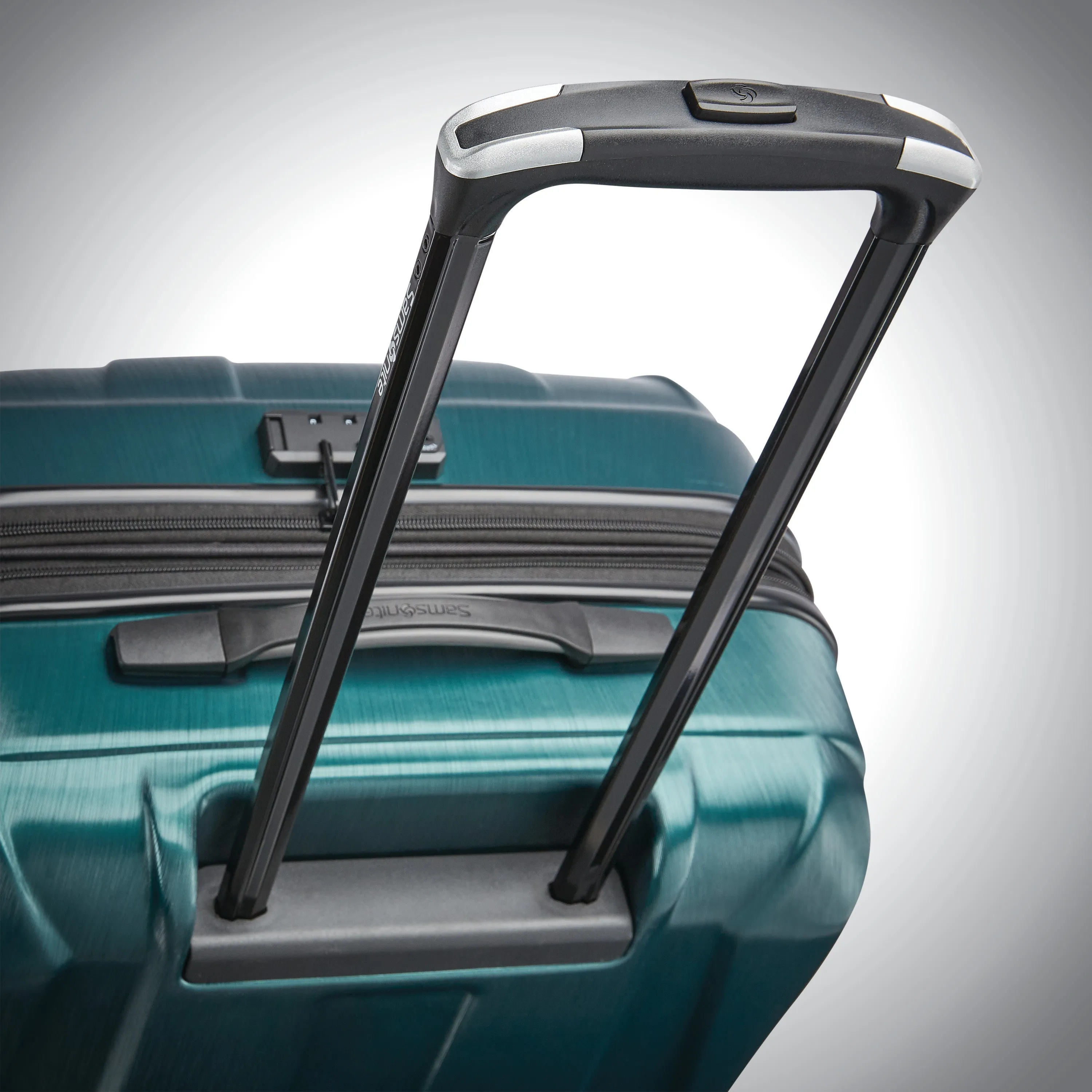 Samsonite Centric 2 Expandable Hardside Luggage with Dual Spinner Wheels