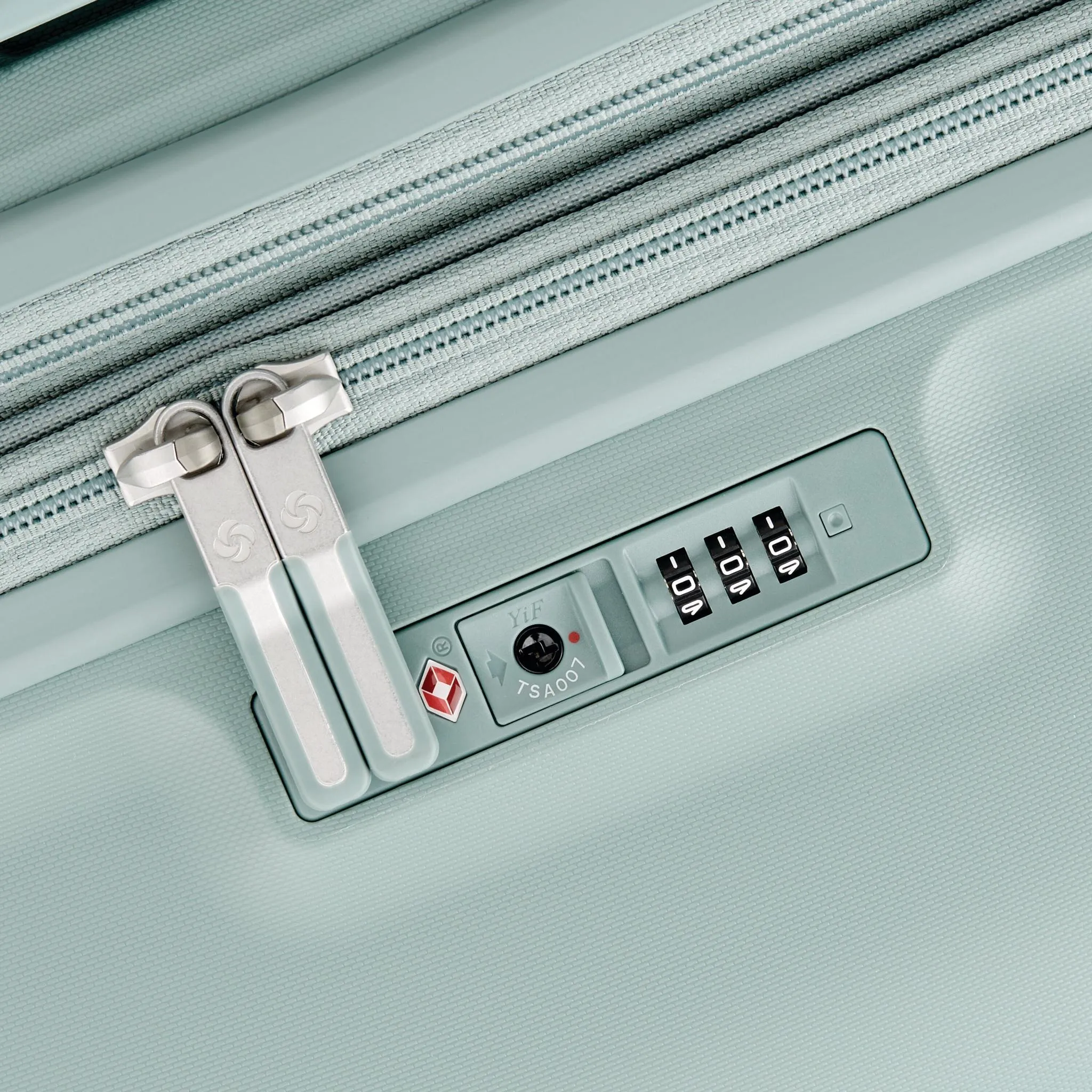 Samsonite Elevation Plus Hardside Medium Glider