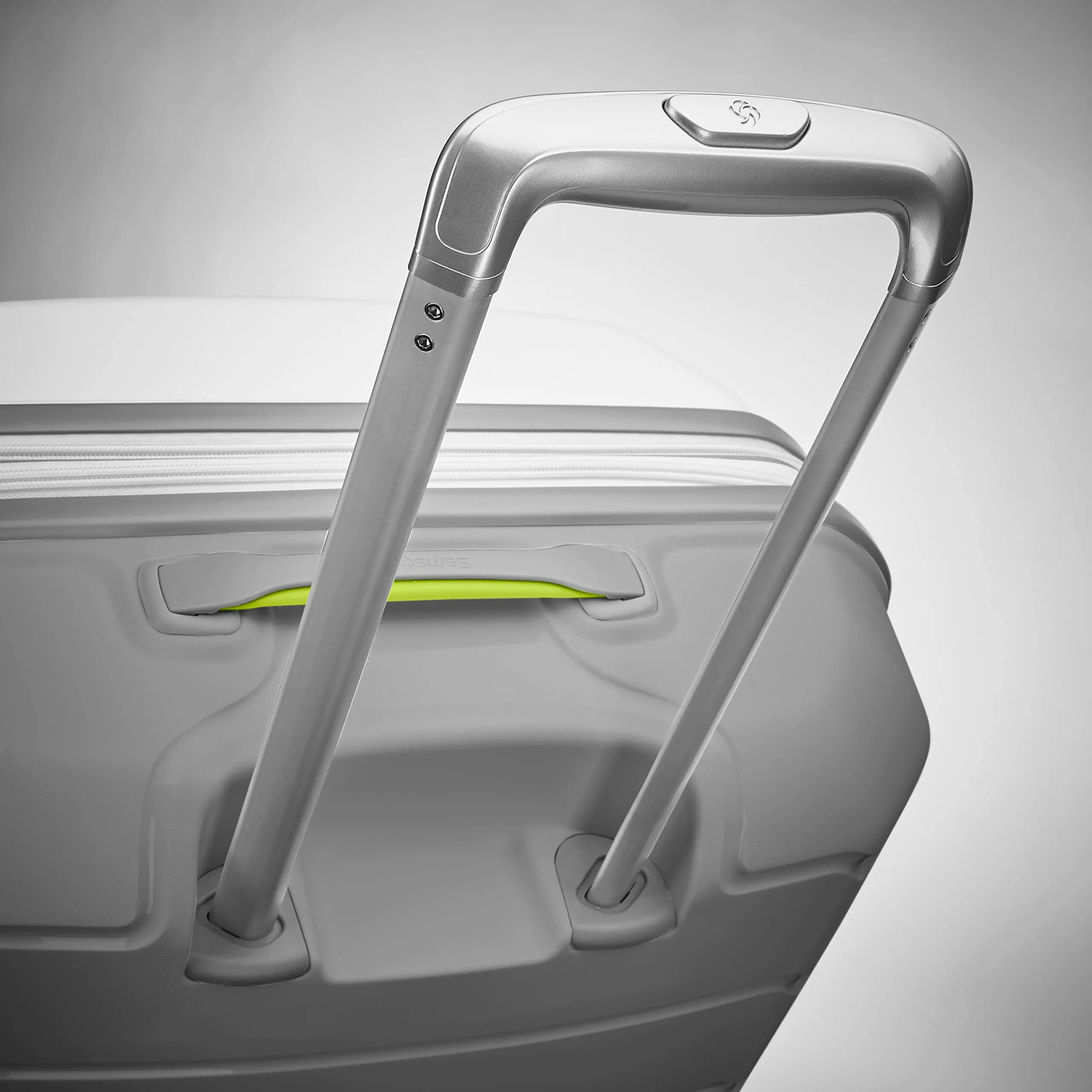 Samsonite Freeform 21" 4-Wheel Carry-On Luggage