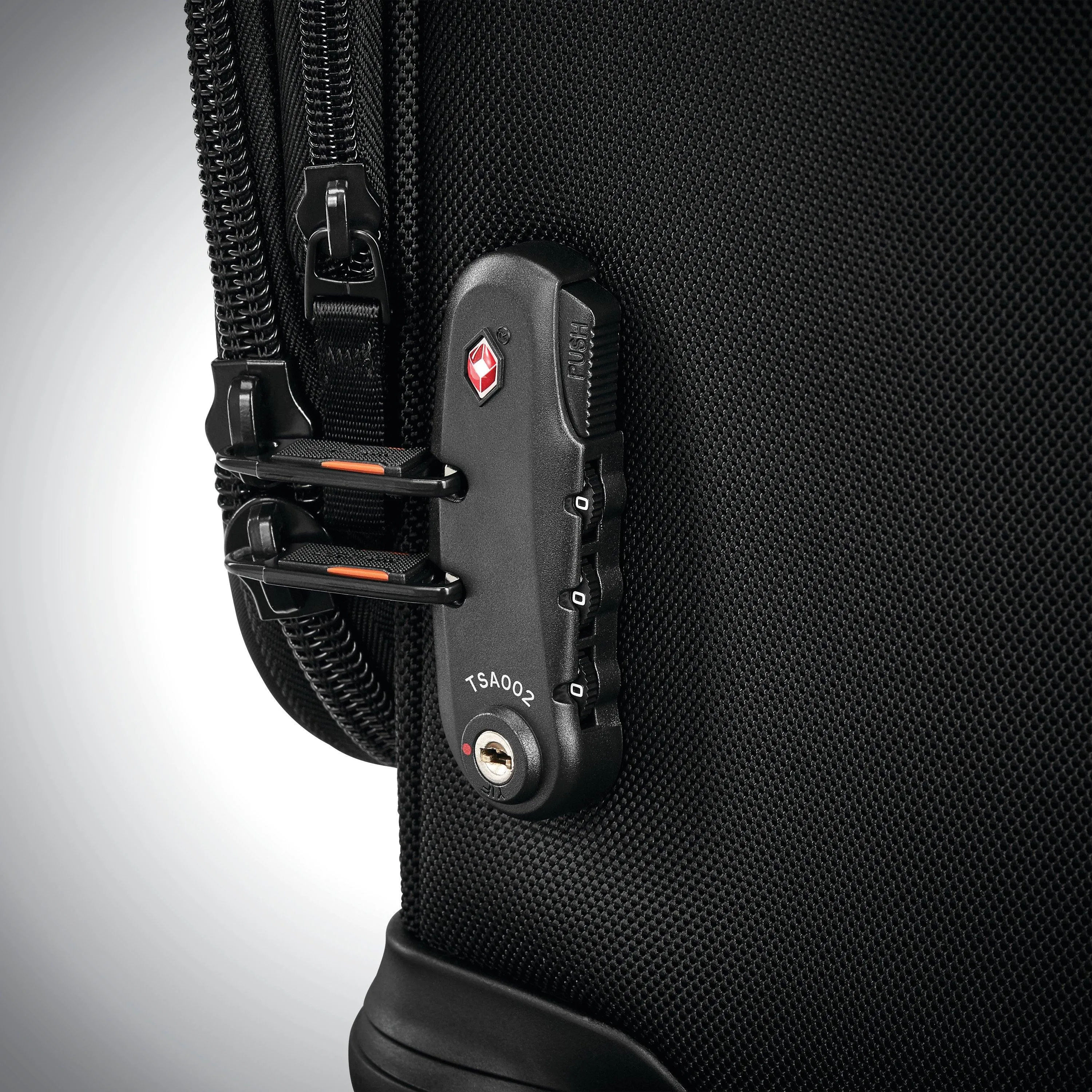 Samsonite PRO Expandable Spinners