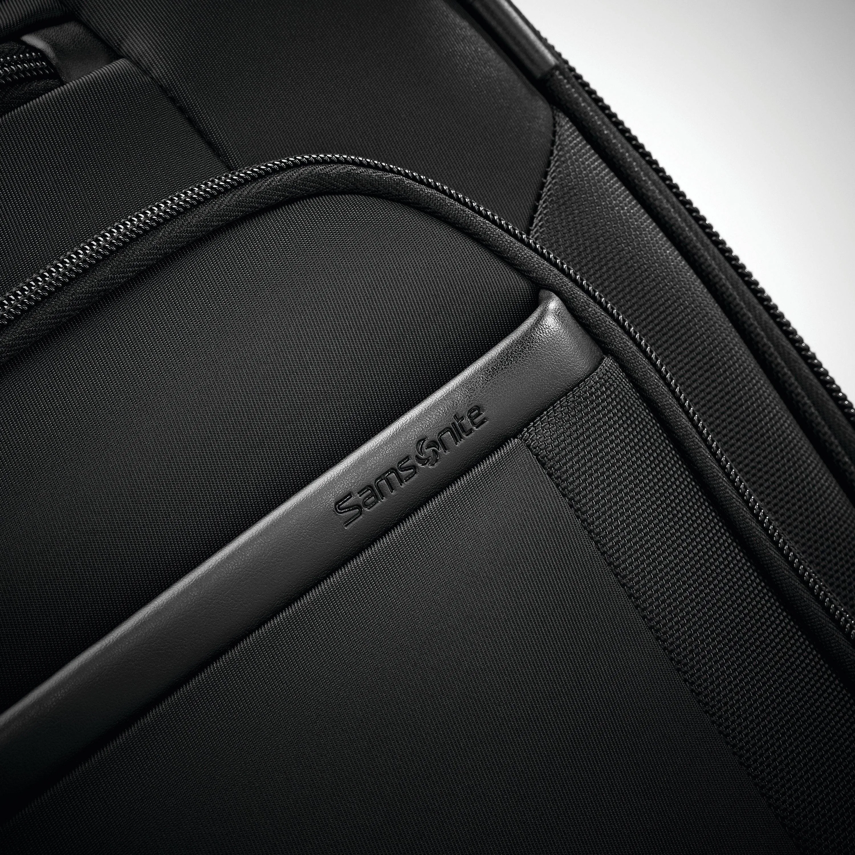 Samsonite PRO Expandable Spinners