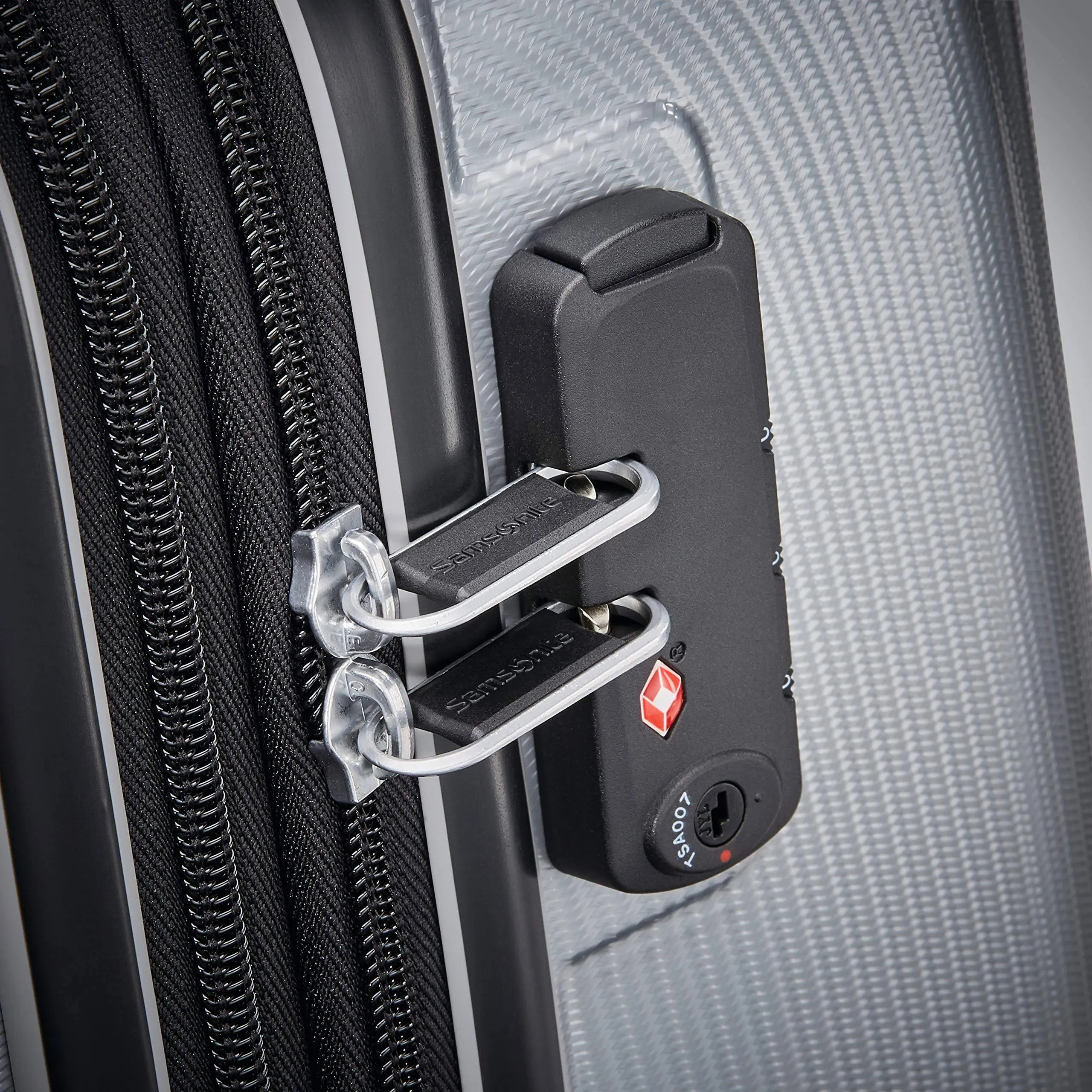 Samsonite Winfield 3 DLX Carry-On 20-Inch 4-Wheel Carry-On Luggage