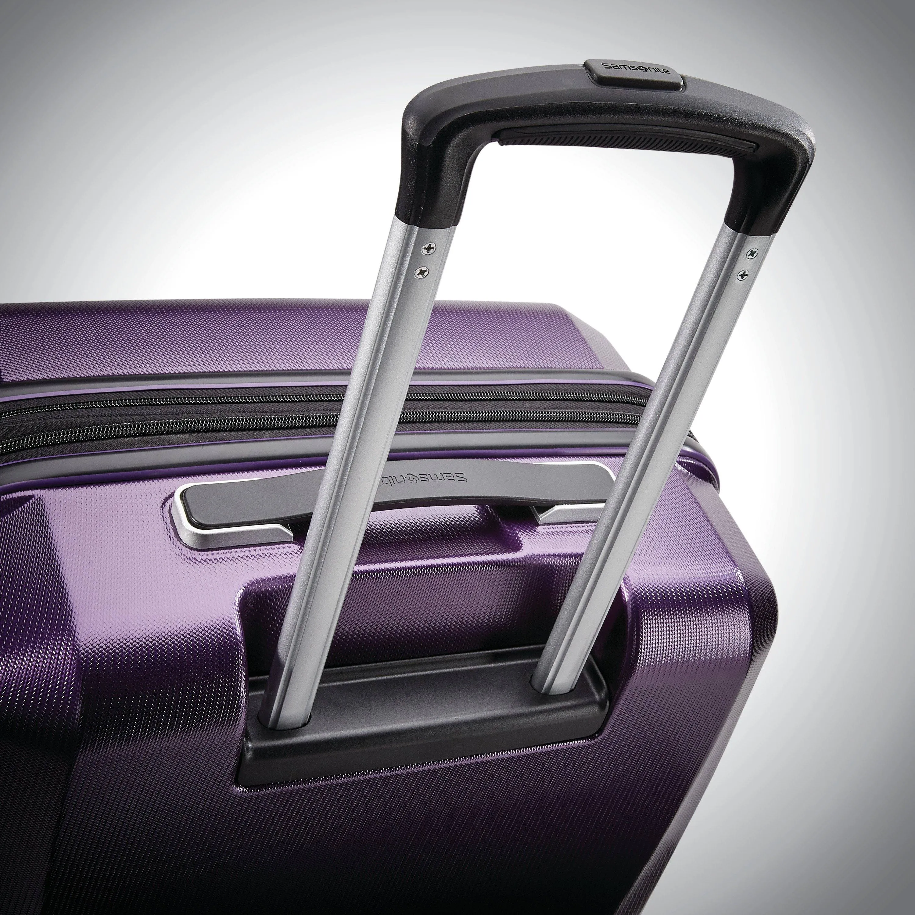 Samsonite Winfield 3 DLX Carry-On 20-Inch 4-Wheel Carry-On Luggage