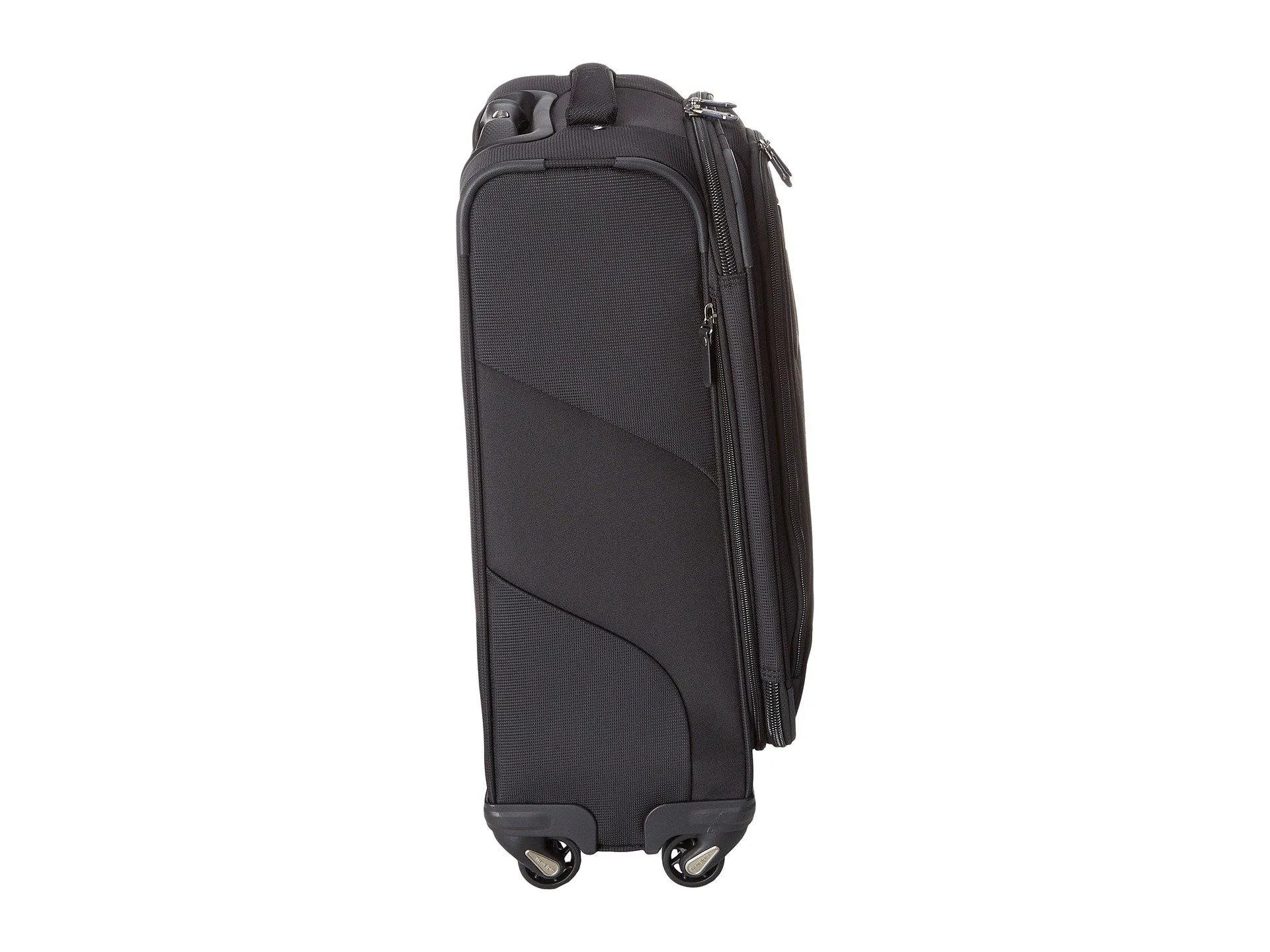 TravelPro Maxlite3 International Carry-On Spinner