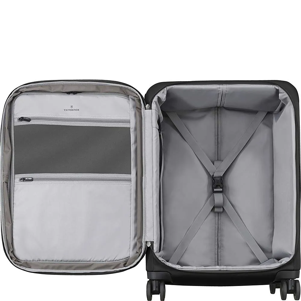 Victorinox Connex Softside Medium Upright Case
