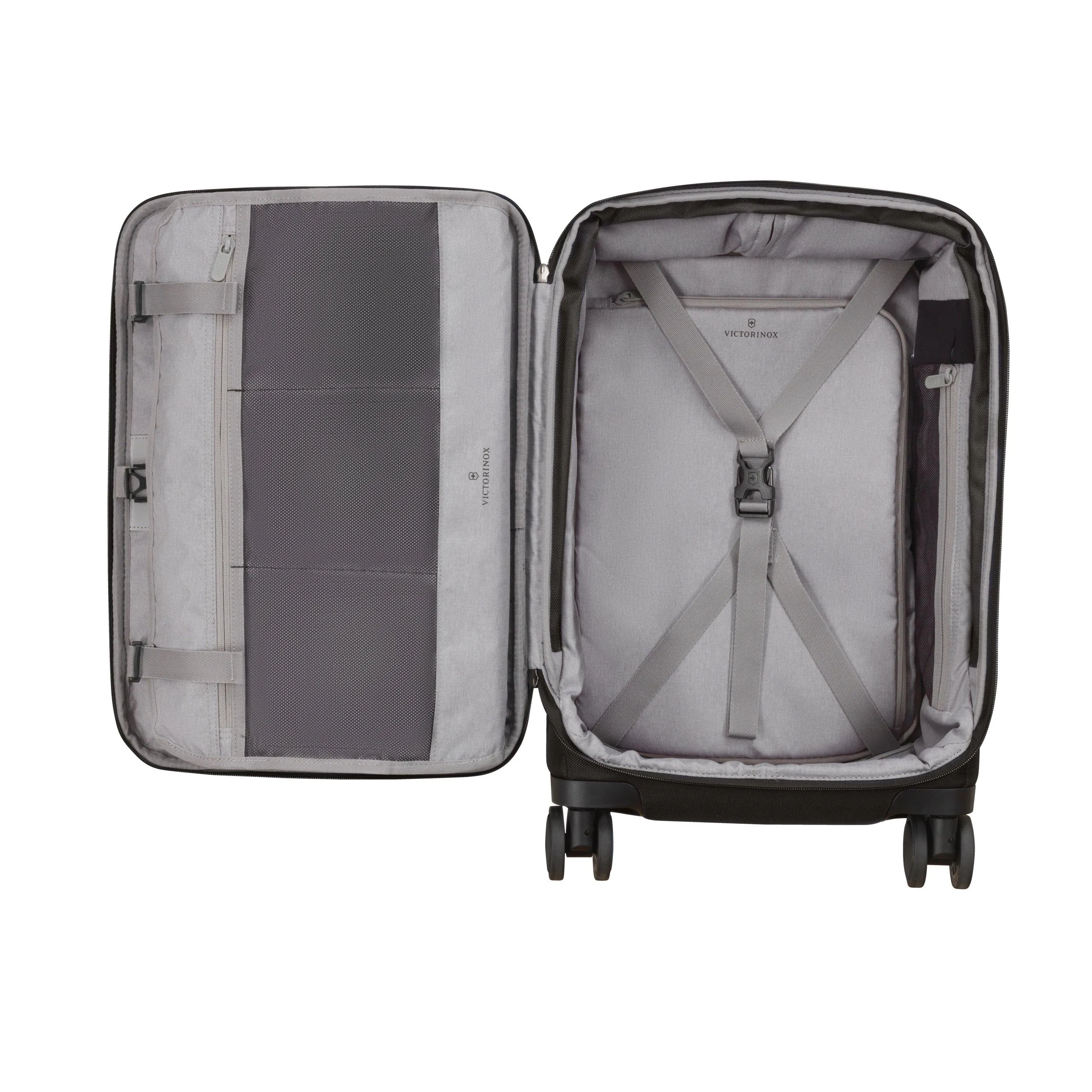 Victorinox Werks Traveler 22" Domestic Carry On -Wheel Carry-On Luggage
