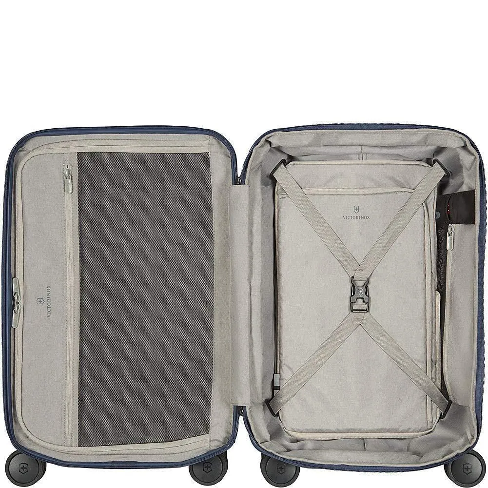 Victorinox Werks Traveler 6.0 Frequent Flyer Carry On 4-Wheel Carry-On Luggage