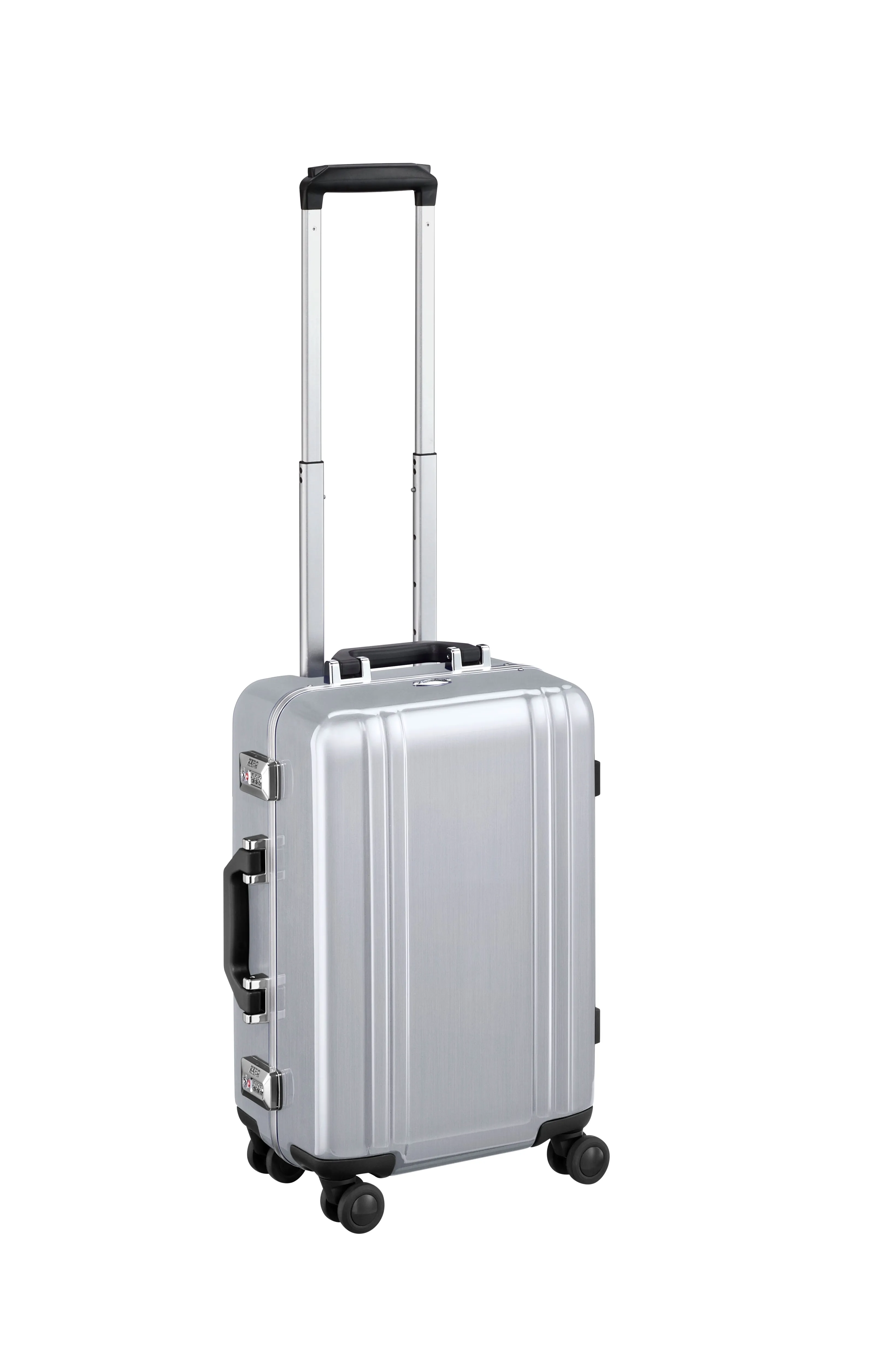 ZERO Halliburton Classic Polycarbonate 2.0 19" 4-Wheel Carry-On Luggage