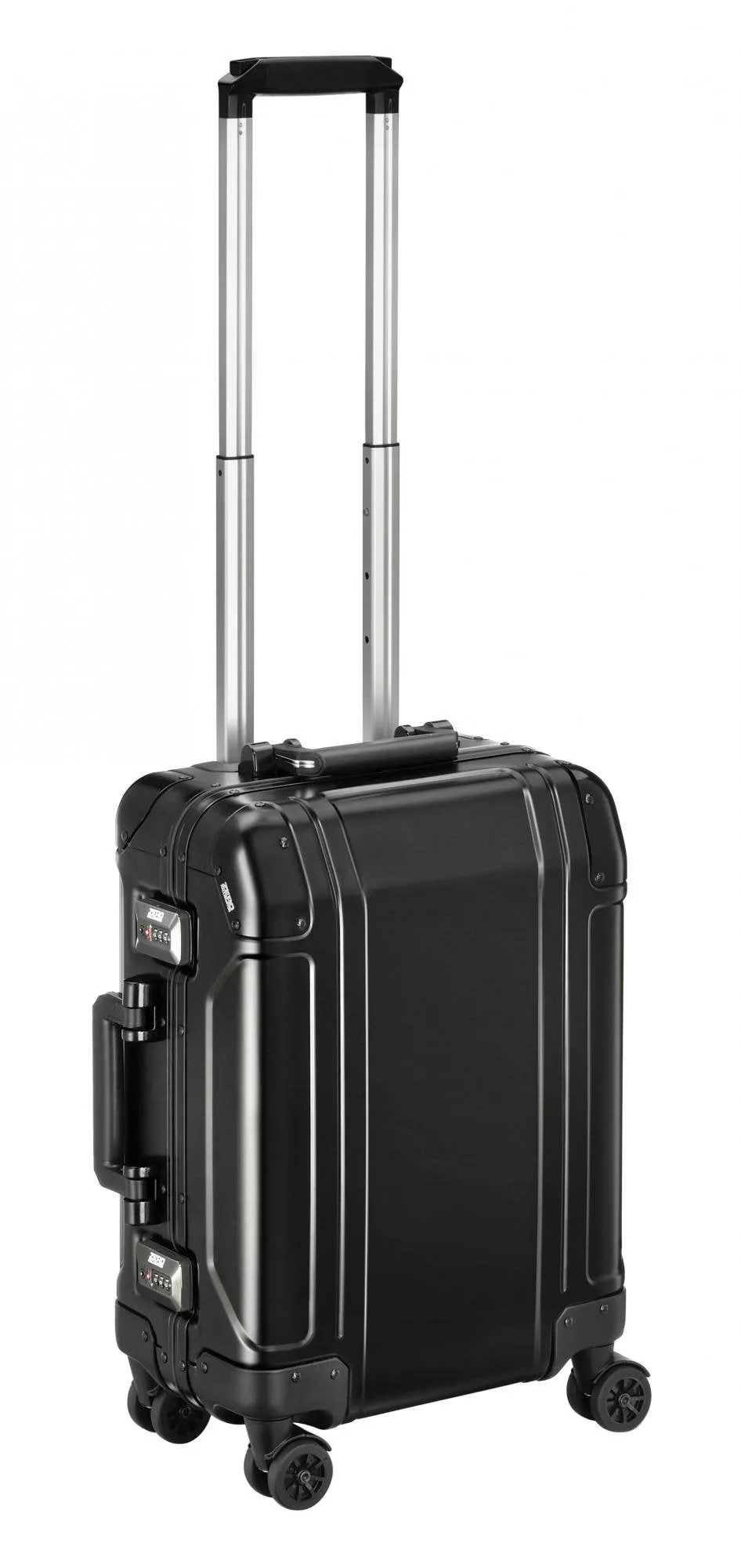 ZERO Halliburton Geo Aluminum 2.0 Carry-On 4-Wheel Spinner Luggage
