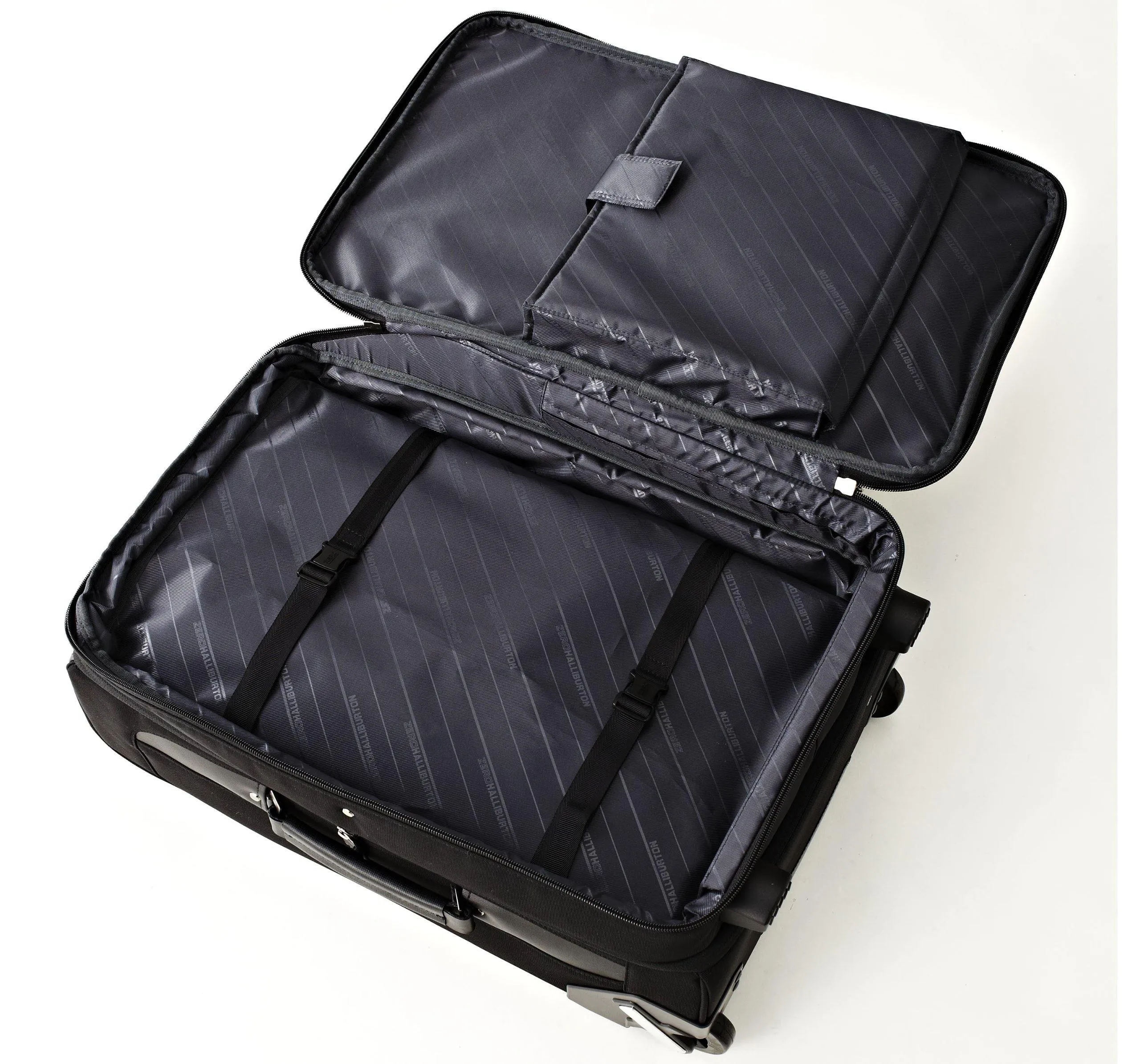 ZERO Halliburton Profile 22" Expandable Carry On Upright
