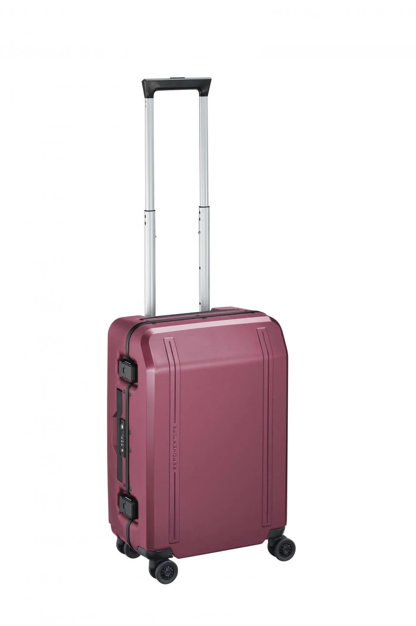 ZERO Halliburton Zero New York Travelers 19" 4-Wheel Carry-On Luggage