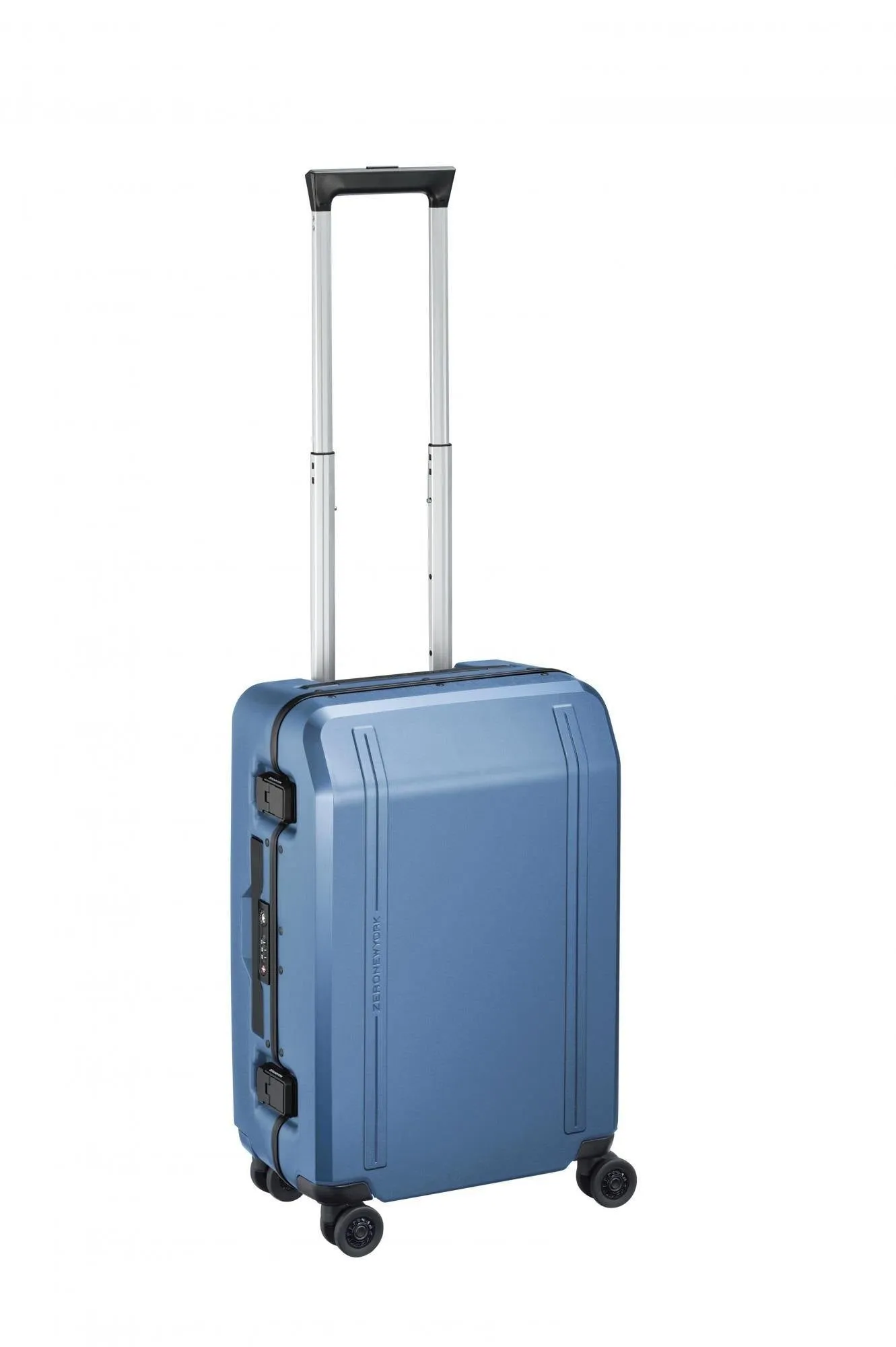 ZERO Halliburton Zero New York Travelers 19" 4-Wheel Carry-On Luggage