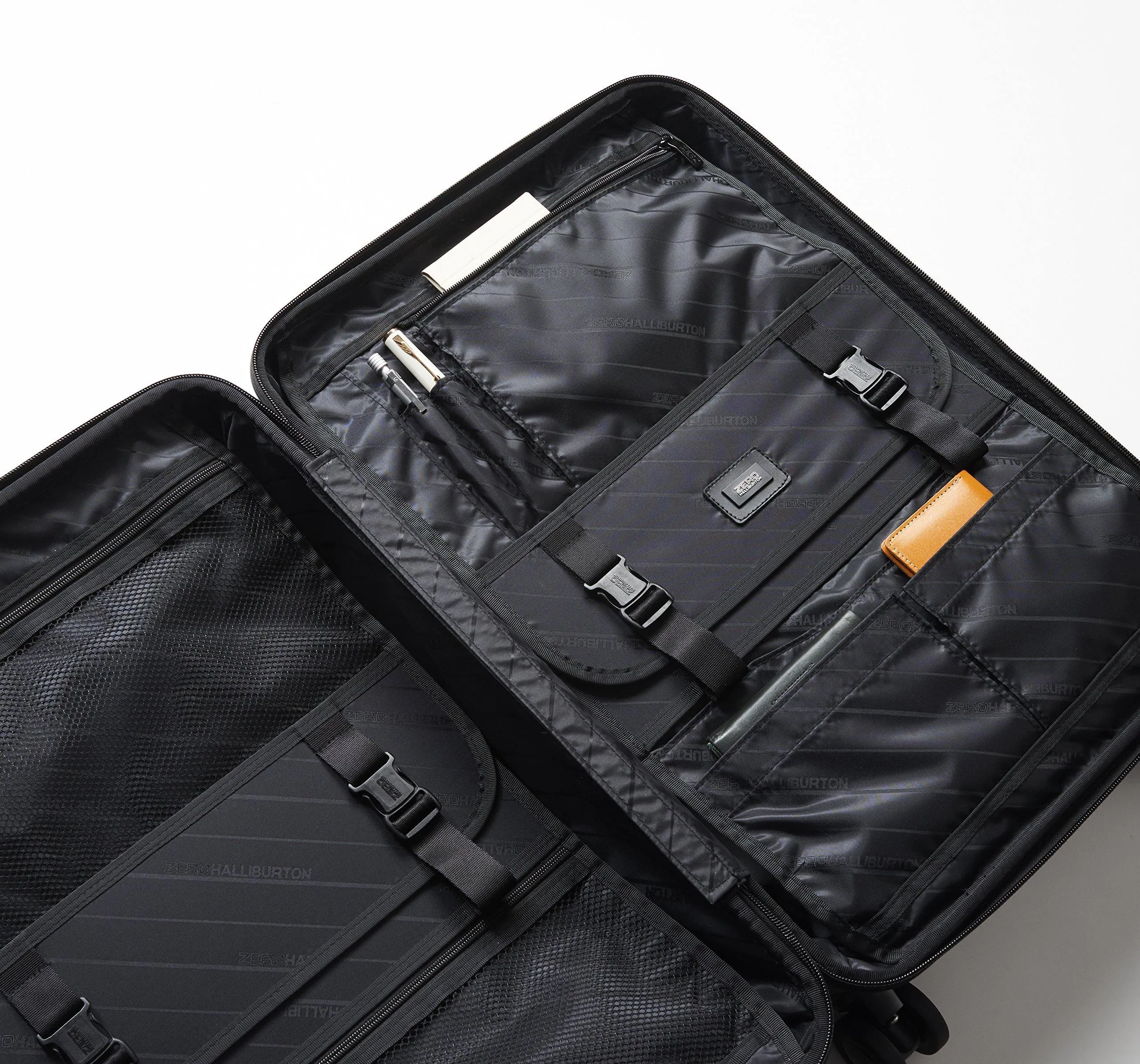 ZERO Halliburton Zro 22" Domestic Carry-On 4-Wheel Spinner Zro22-Gm