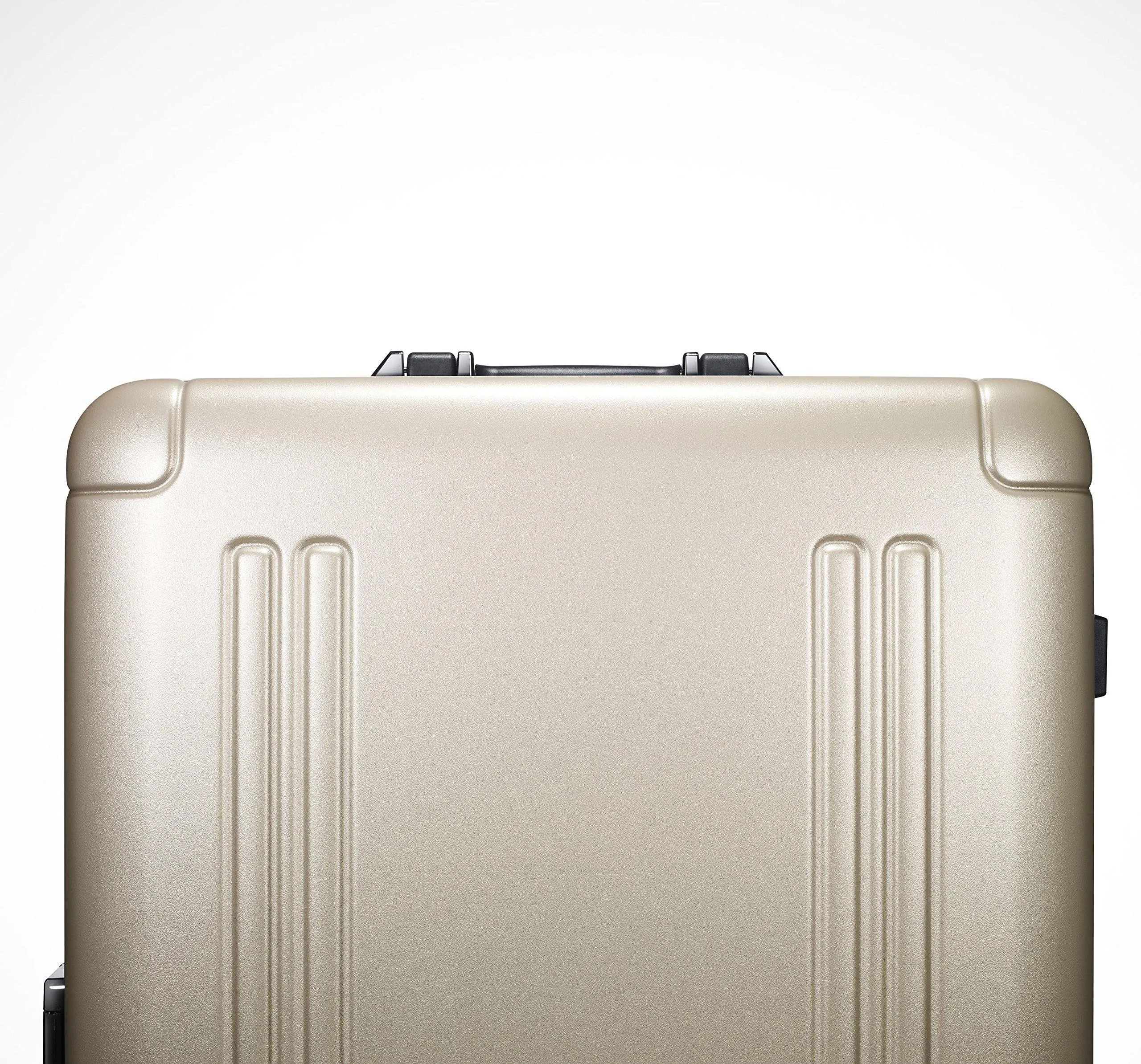 ZERO Halliburton Zro 22" Domestic Carry-On 4-Wheel Spinner Zro22-Gm
